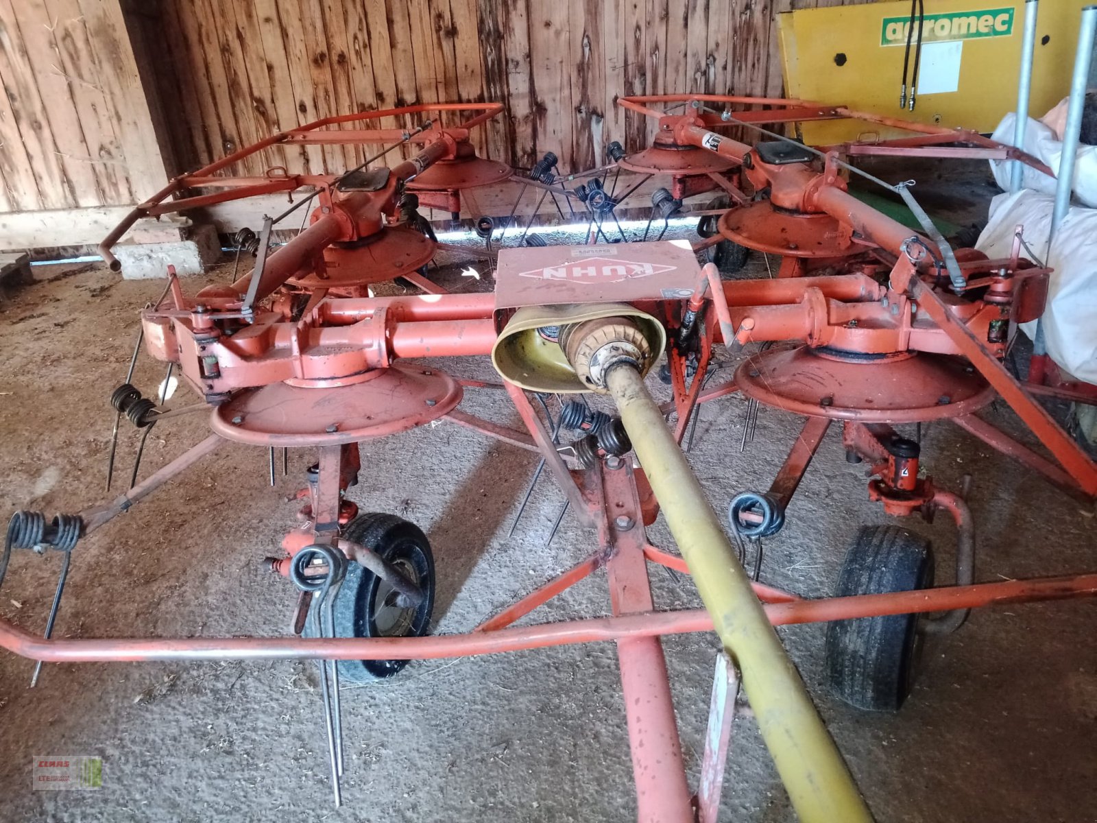 Kreiselheuer des Typs Kuhn GF 7001, Gebrauchtmaschine in Waal (Bild 1)