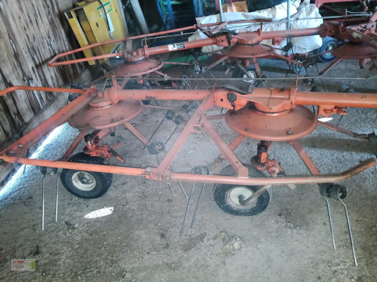 Kreiselheuer des Typs Kuhn GF 7001, Gebrauchtmaschine in Waal (Bild 2)