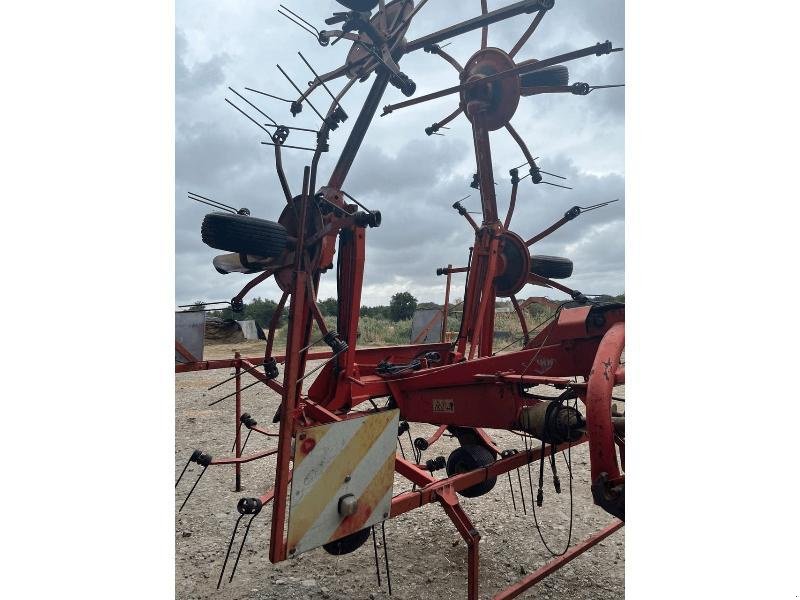 Kreiselheuer Türe ait Kuhn GF 7501 MH, Gebrauchtmaschine içinde LE PONT CHRETIEN (resim 5)