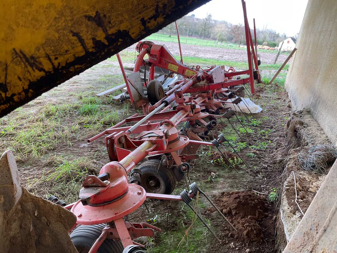 Kreiselheuer typu Kuhn GF 7601 MH DIGIDRIVE, Gebrauchtmaschine v MORLHON LE HAUT (Obrázek 5)