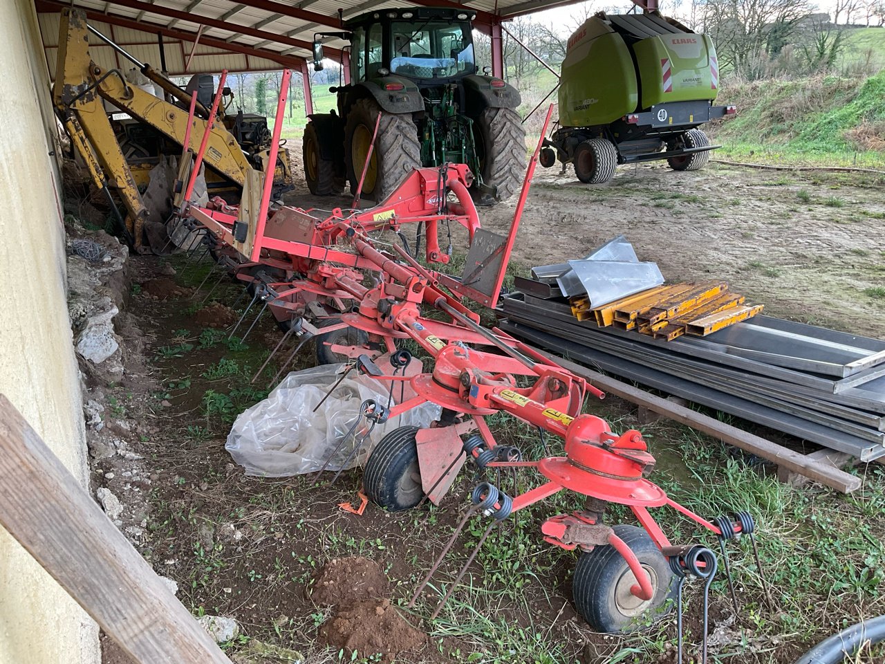 Kreiselheuer typu Kuhn GF 7601 MH DIGIDRIVE, Gebrauchtmaschine v MORLHON LE HAUT (Obrázek 4)