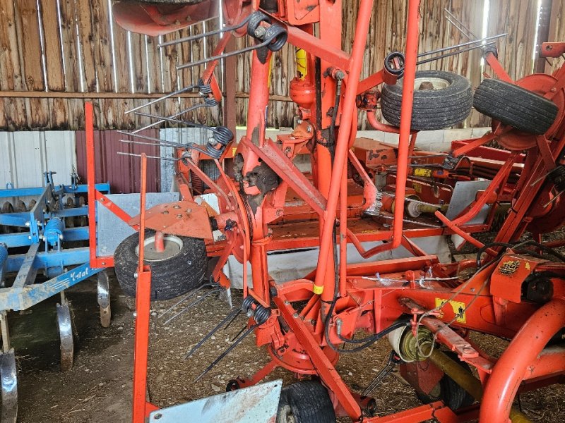 Kreiselheuer du type Kuhn Gf 7601 MH, Gebrauchtmaschine en MANDRES-SUR-VAIR (Photo 1)