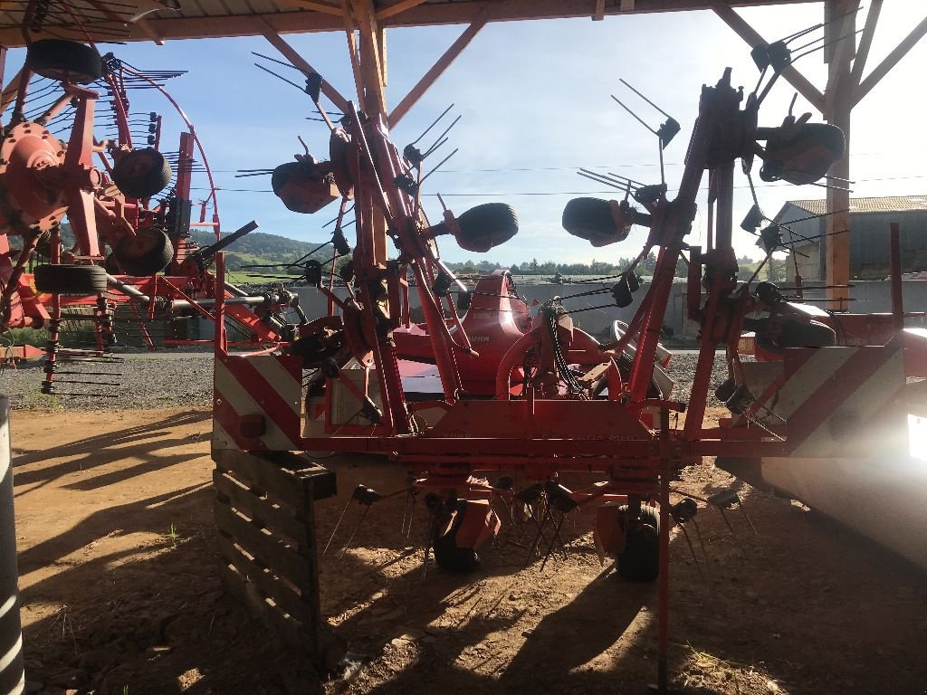 Kreiselheuer tip Kuhn GF 7601 MHO, Gebrauchtmaschine in ST MARTIN EN HAUT (Poză 2)