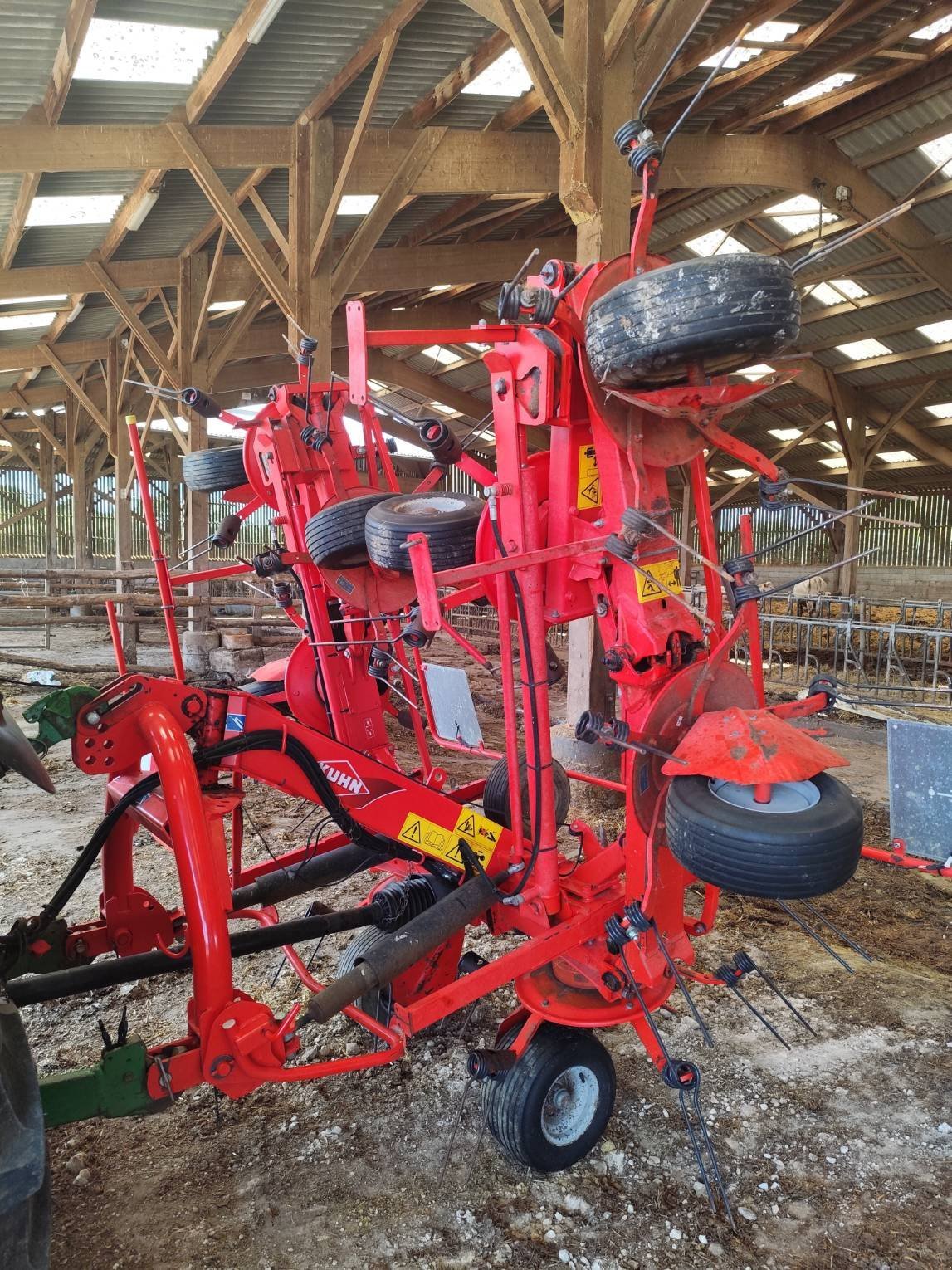 Kreiselheuer Türe ait Kuhn GF 7902, Gebrauchtmaschine içinde Le Horps (resim 11)