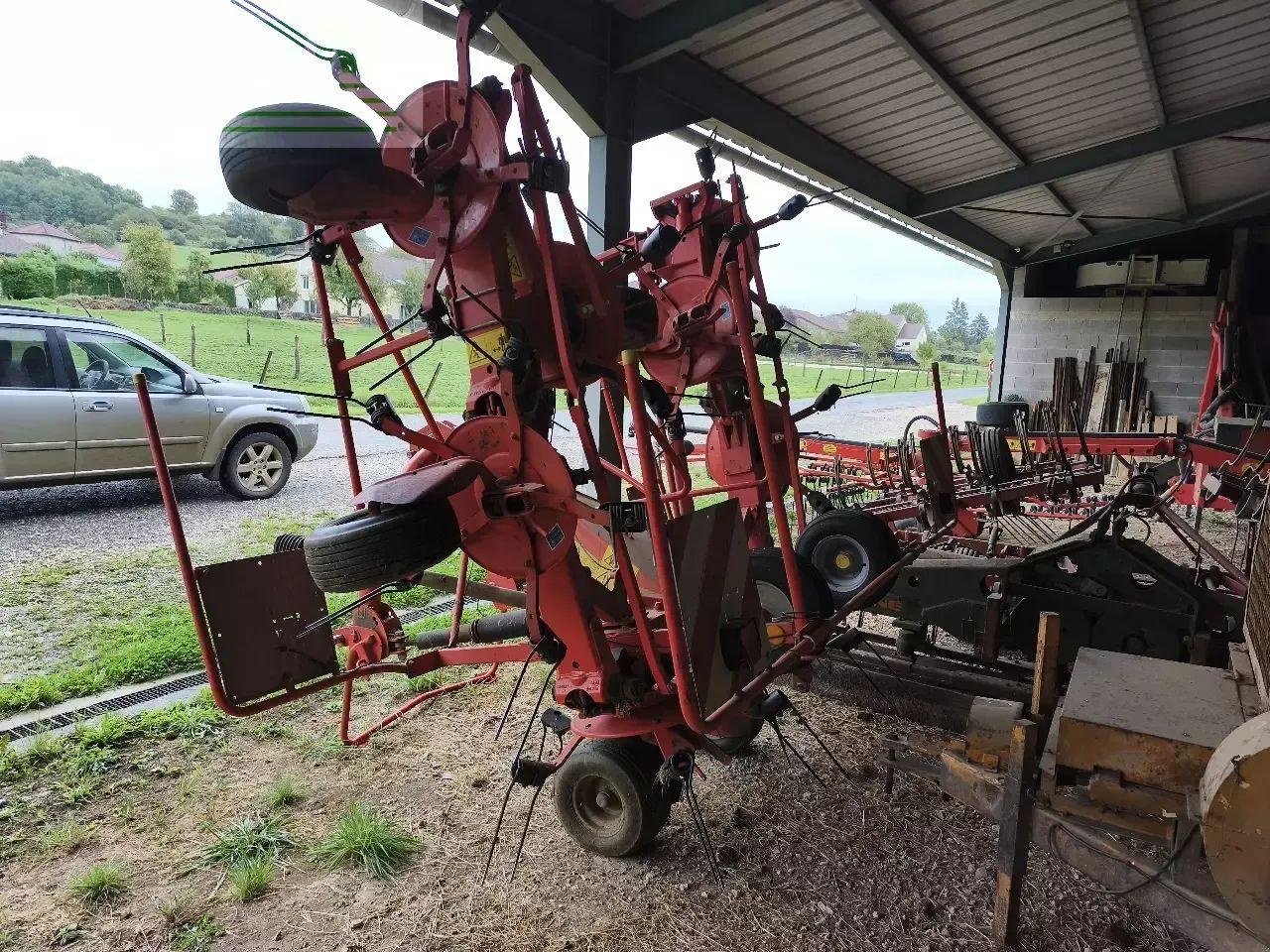 Kreiselheuer van het type Kuhn gf 7902, Gebrauchtmaschine in CHAUVONCOURT (Foto 4)