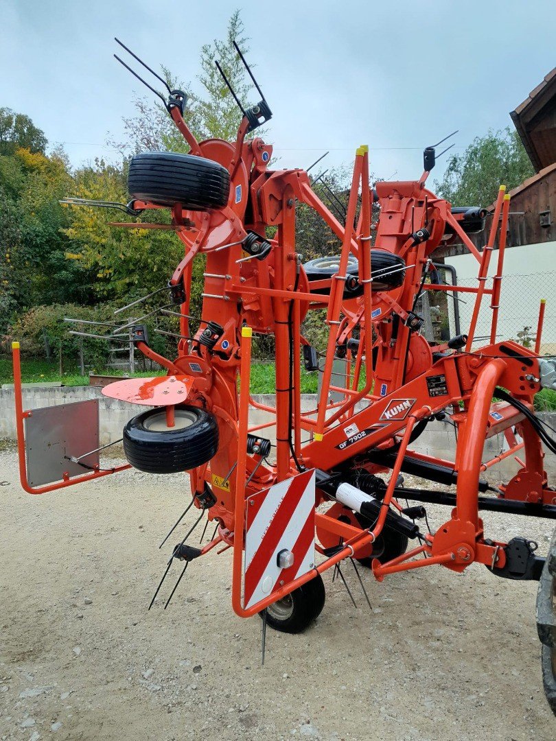 Kreiselheuer typu Kuhn GF 7902, Gebrauchtmaschine v Courtedoux (Obrázek 2)