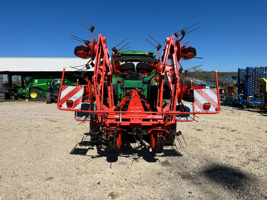 Kreiselheuer Türe ait Kuhn GF 7902, Gebrauchtmaschine içinde VIRECOURT (resim 5)