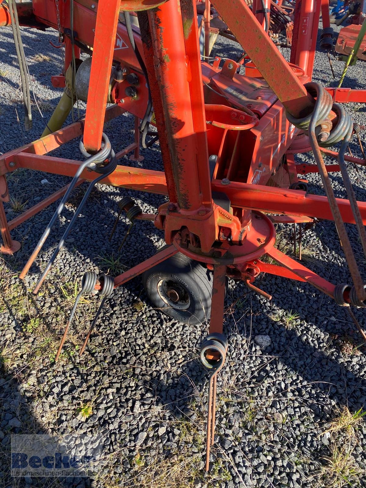 Kreiselheuer Türe ait Kuhn GF 8501 MH, Gebrauchtmaschine içinde Weimar-Niederwalgern (resim 5)