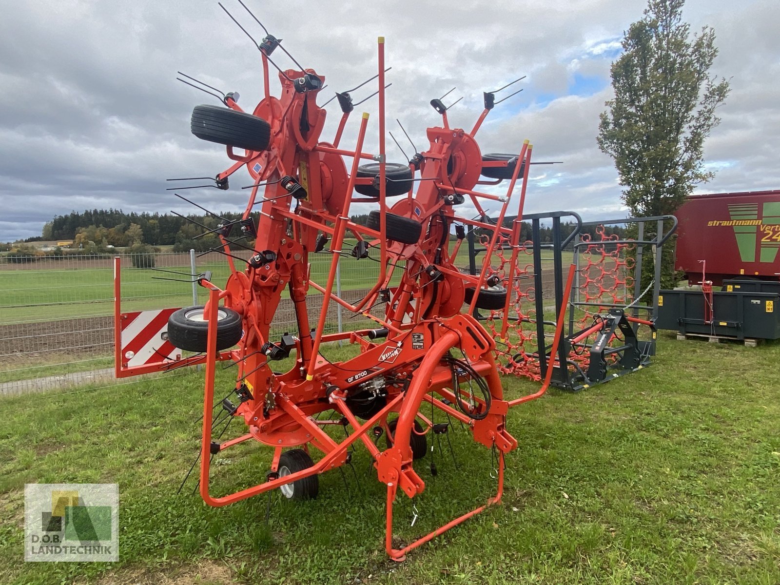 Kreiselheuer typu Kuhn GF 8700, Neumaschine v Lauterhofen (Obrázek 1)