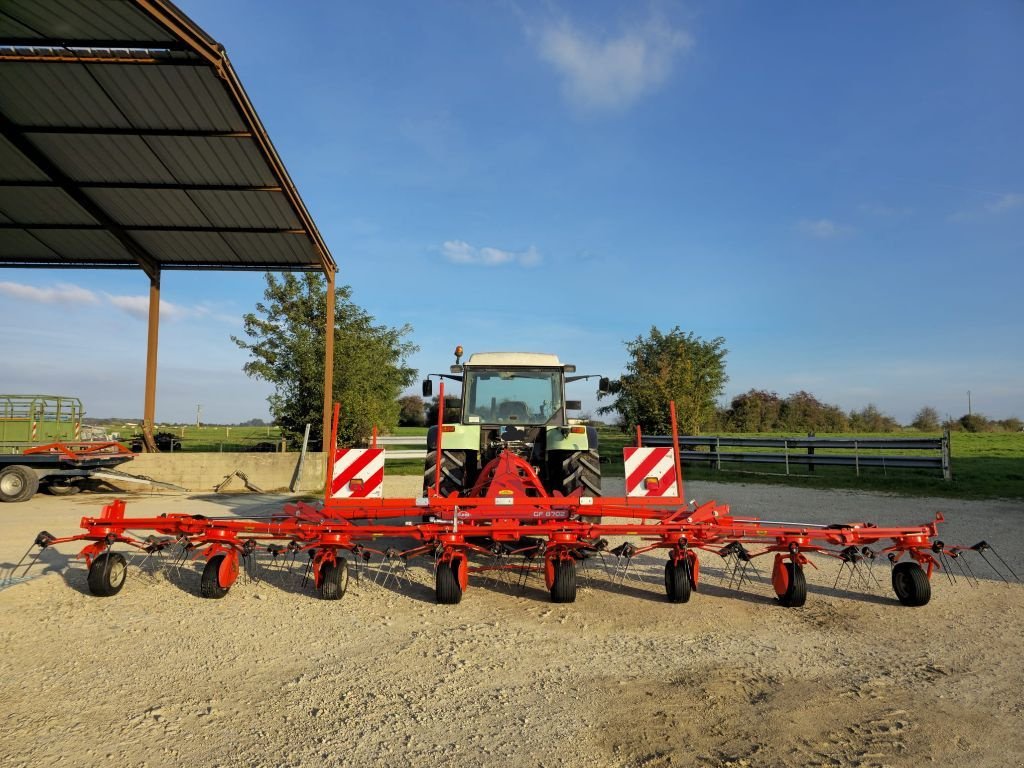 Kreiselheuer des Typs Kuhn GF 8702, Gebrauchtmaschine in MANDRES-SUR-VAIR (Bild 1)