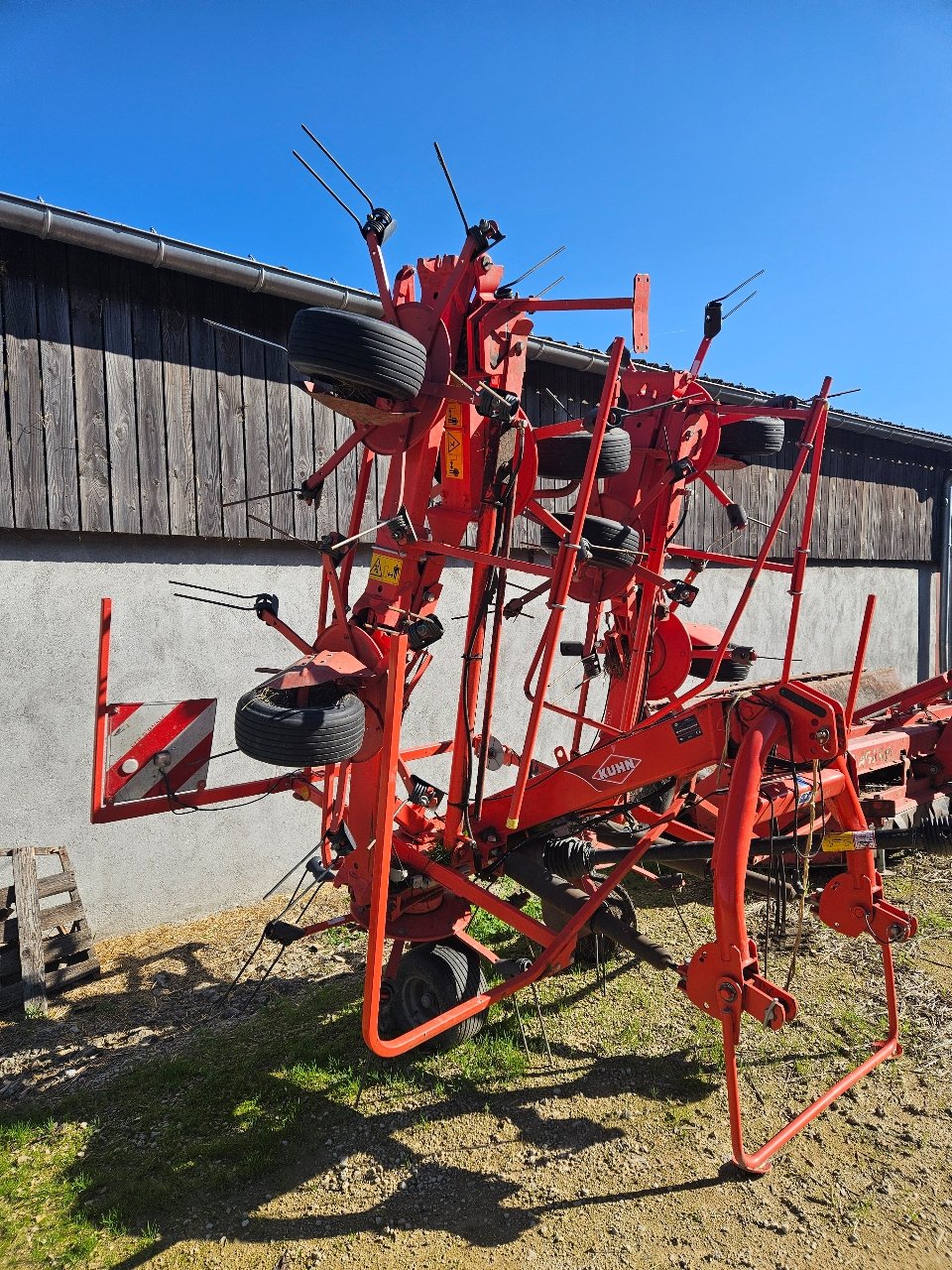 Kreiselheuer типа Kuhn GF 8702, Gebrauchtmaschine в MANDRES-SUR-VAIR (Фотография 2)