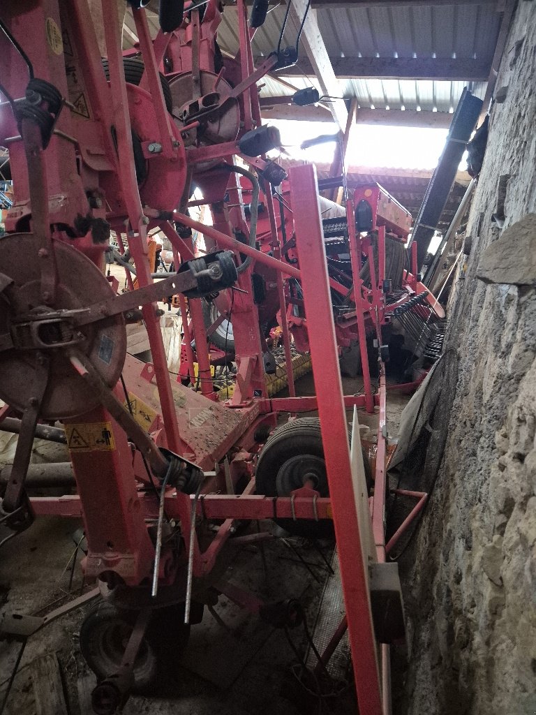 Kreiselheuer типа Kuhn GF 8702, Gebrauchtmaschine в MANDRES-SUR-VAIR (Фотография 3)