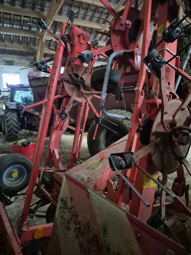 Kreiselheuer типа Kuhn GF 8702, Gebrauchtmaschine в MANDRES-SUR-VAIR (Фотография 4)