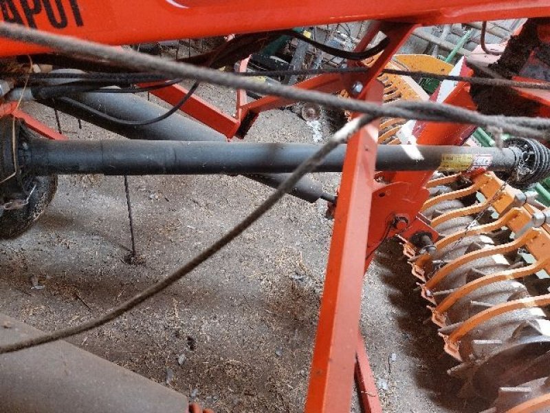 Kreiselheuer Türe ait Kuhn GF 8702, Gebrauchtmaschine içinde POUSSAY (resim 3)