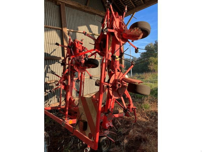 Kreiselheuer типа Kuhn GF 8702, Gebrauchtmaschine в LE PONT CHRETIEN (Фотография 1)