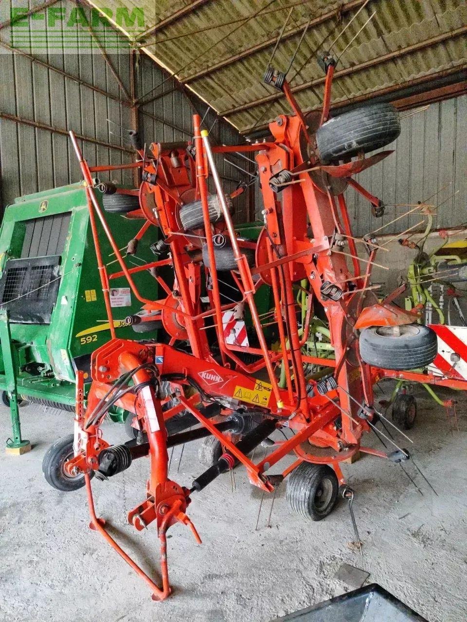 Kreiselheuer типа Kuhn gf 8702, Gebrauchtmaschine в CHAUVONCOURT (Фотография 2)