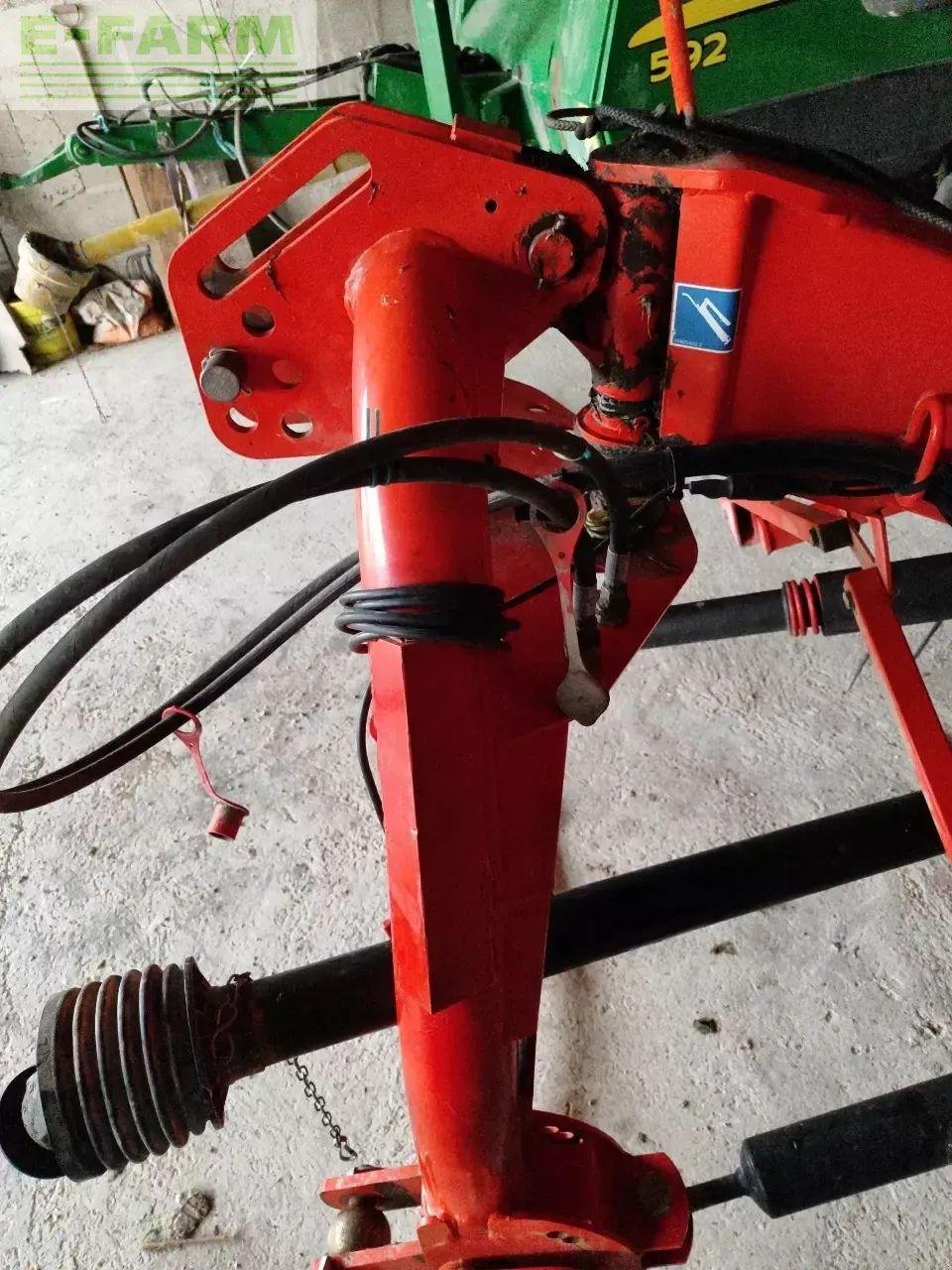 Kreiselheuer типа Kuhn gf 8702, Gebrauchtmaschine в CHAUVONCOURT (Фотография 6)