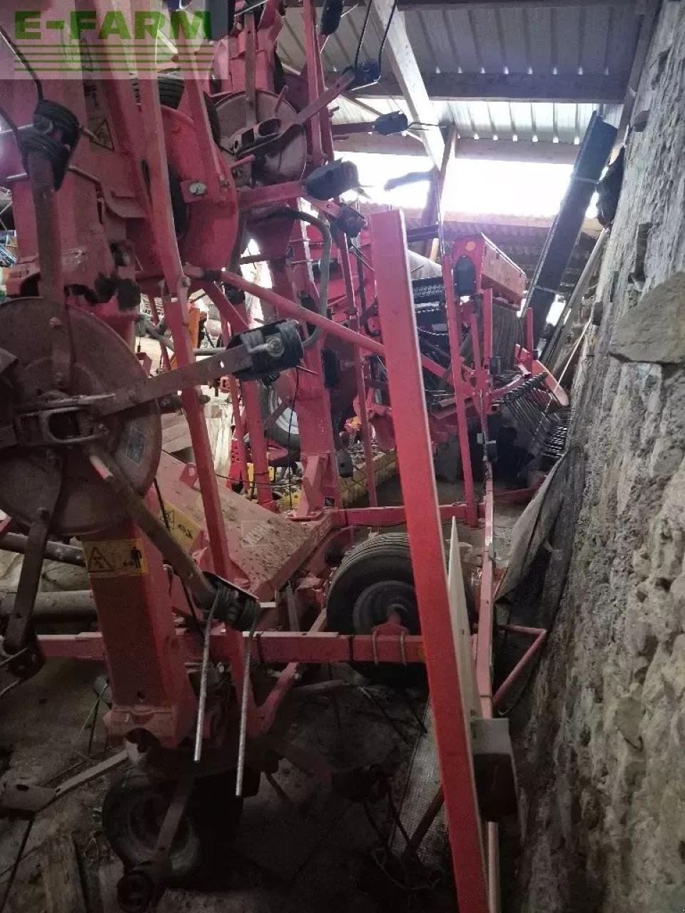 Kreiselheuer Türe ait Kuhn gf 8702, Gebrauchtmaschine içinde CHAUVONCOURT (resim 3)