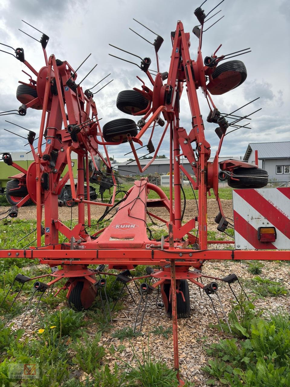 Kreiselheuer του τύπου Kuhn GF 8702, Gebrauchtmaschine σε Bonndorf (Φωτογραφία 2)