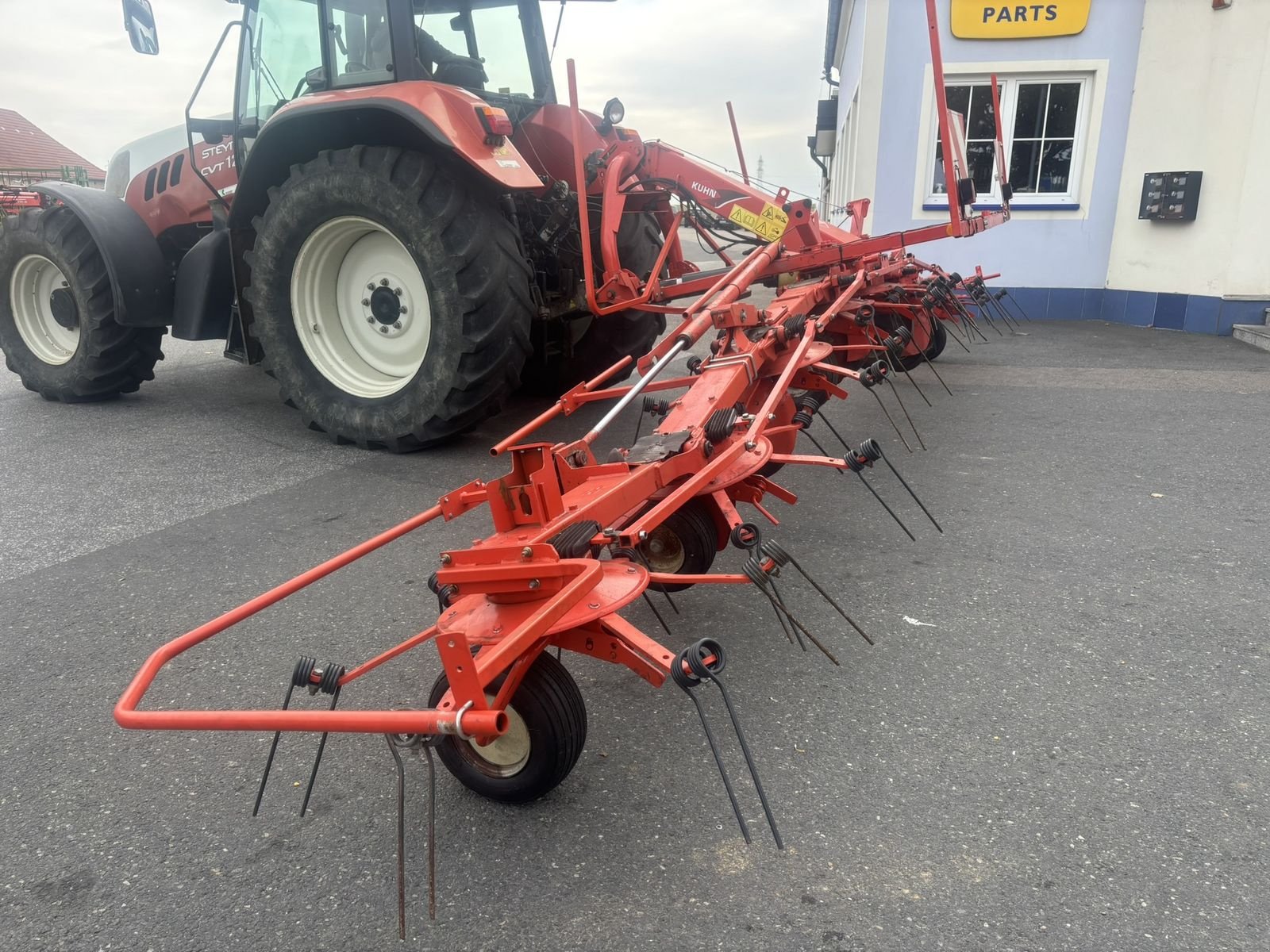 Kreiselheuer Türe ait Kuhn GF 8702, Gebrauchtmaschine içinde Göpfritz (resim 5)