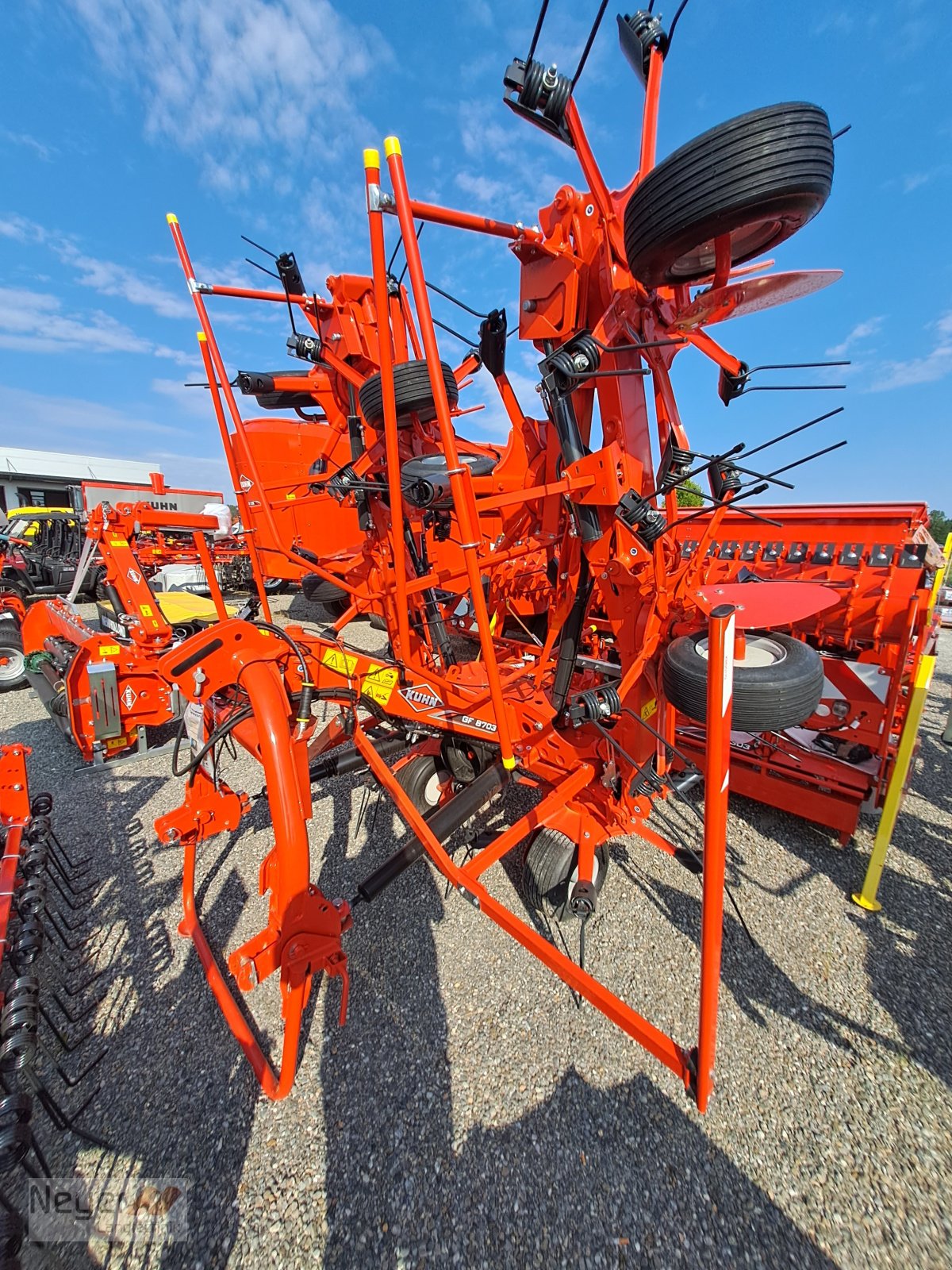 Kreiselheuer Türe ait Kuhn GF 8703, Neumaschine içinde Bad Waldsee Mennisweiler (resim 3)