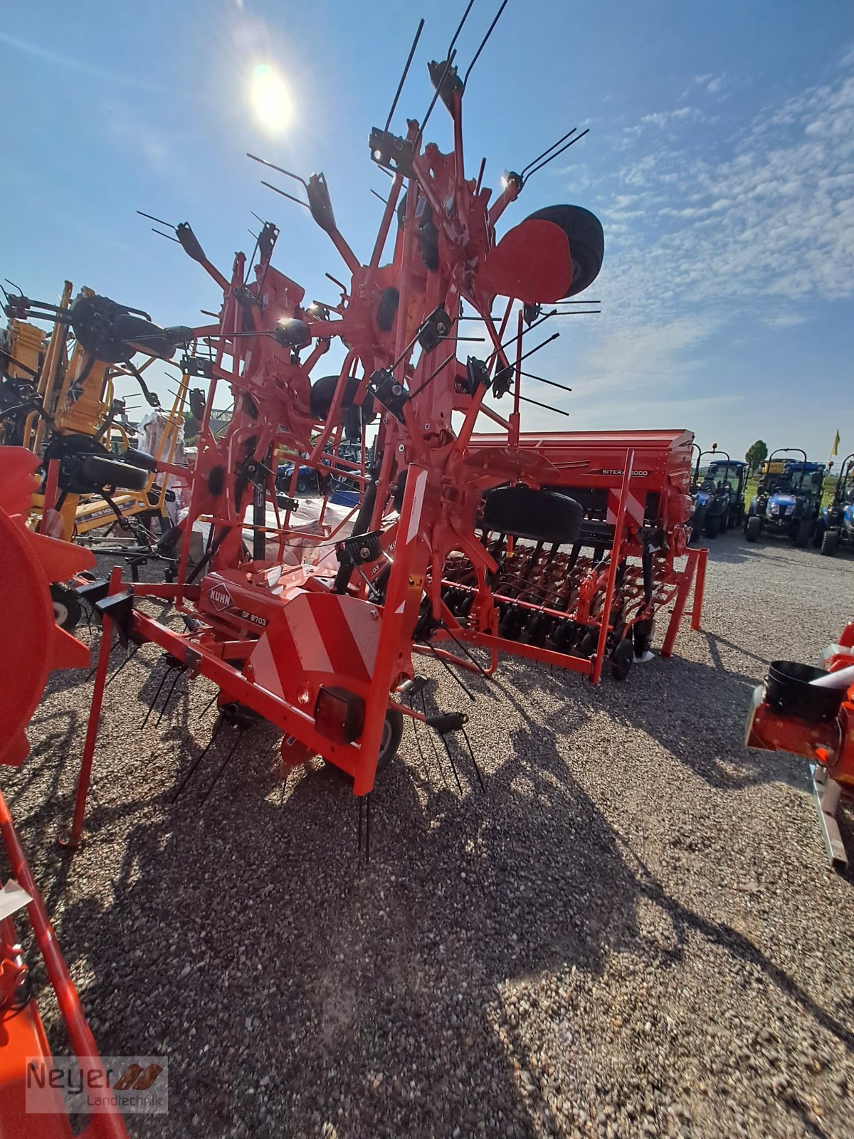 Kreiselheuer Türe ait Kuhn GF 8703, Neumaschine içinde Bad Waldsee Mennisweiler (resim 5)