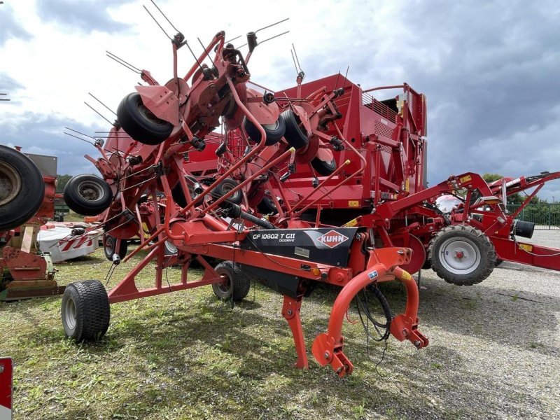 Kreiselheuer Türe ait Kuhn GF10802 TGII aufgesattelt, Gebrauchtmaschine içinde Marxen (resim 1)