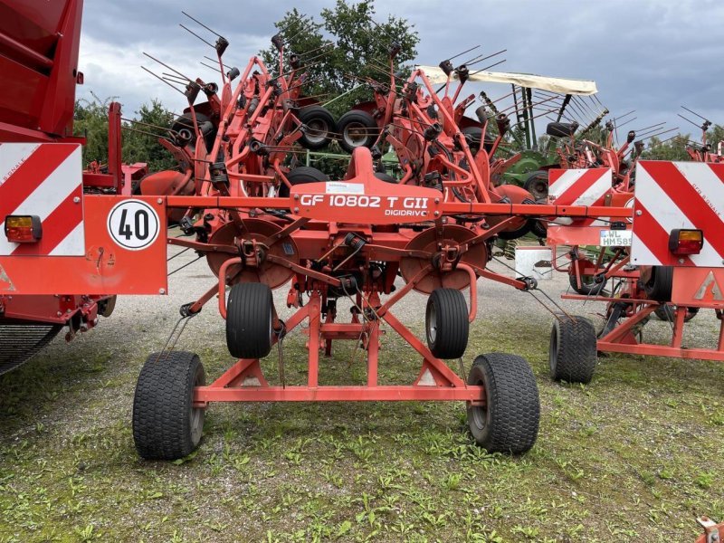 Kreiselheuer Türe ait Kuhn GF10802 TGII aufgesattelt, Gebrauchtmaschine içinde Marxen (resim 4)