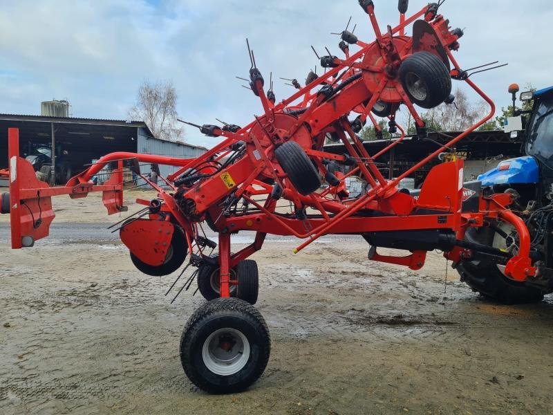 Kreiselheuer van het type Kuhn GF10812T, Gebrauchtmaschine in BRAY en Val (Foto 1)