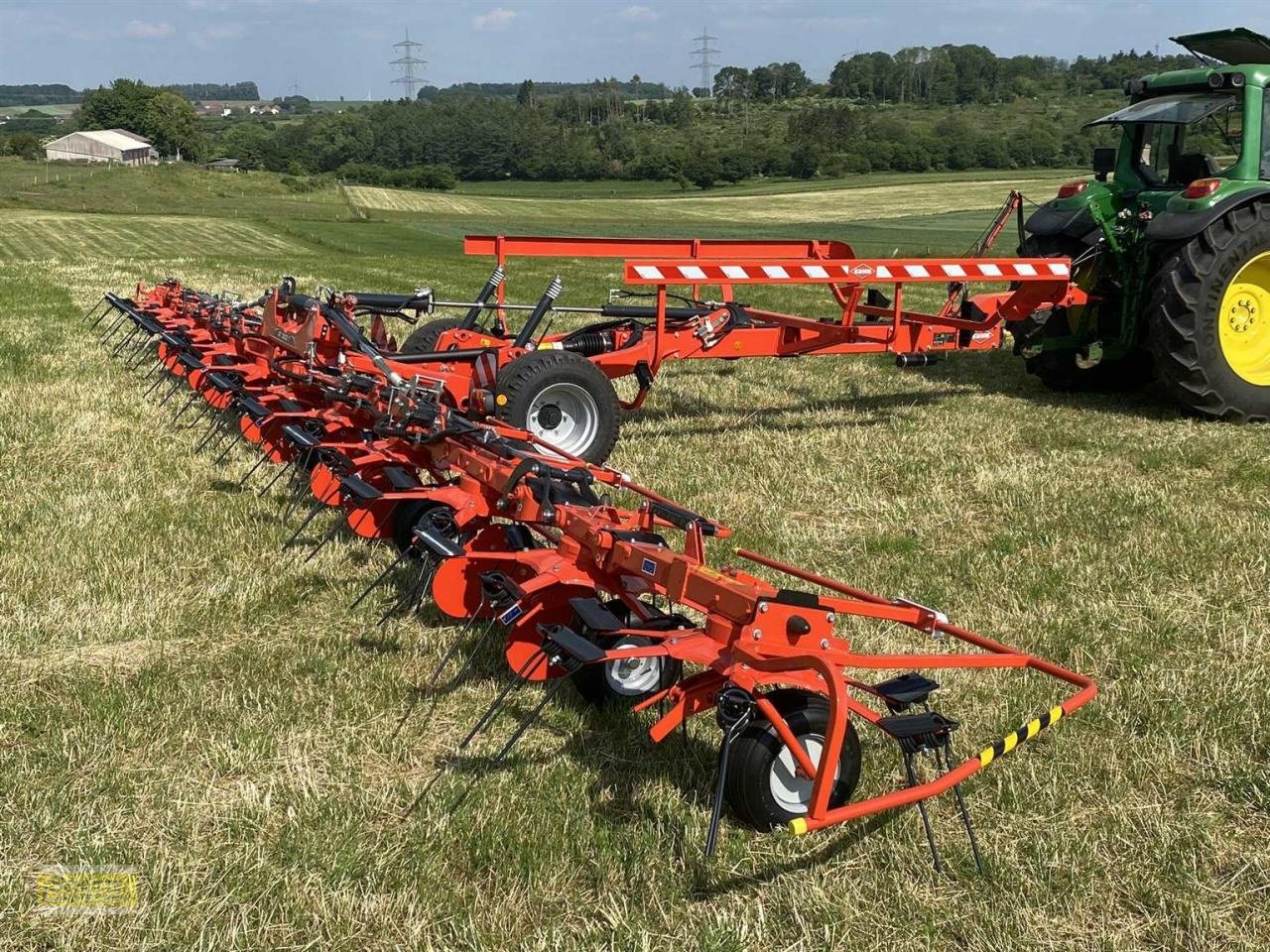 Kreiselheuer Türe ait Kuhn GF13003T, Neumaschine içinde Marsberg-Giershagen (resim 11)