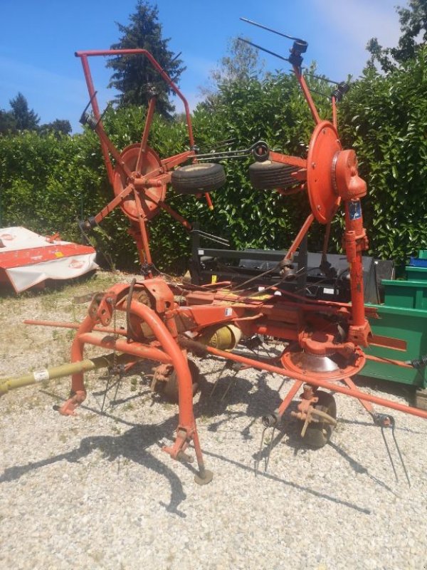 Kreiselheuer типа Kuhn GF5001MH, Gebrauchtmaschine в BEAULEU (Фотография 1)