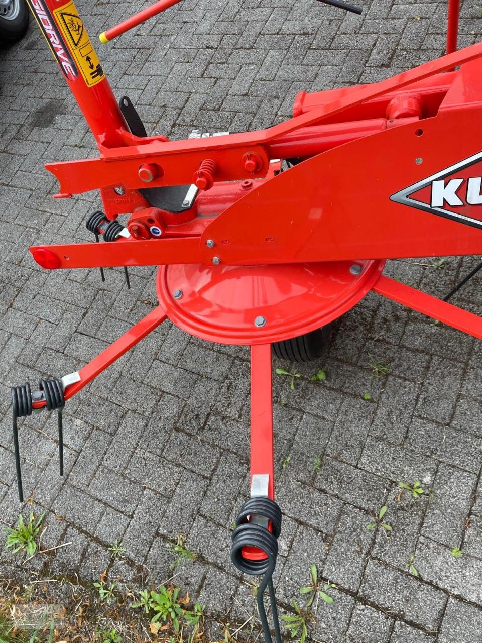 Kreiselheuer of the type Kuhn GF502, Neumaschine in Eslohe–Bremke (Picture 7)