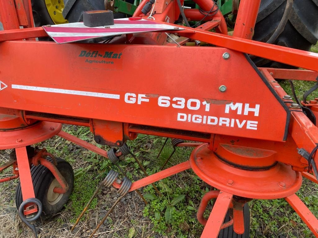 Kreiselheuer Türe ait Kuhn GF6301MH, Gebrauchtmaschine içinde MAURIAC (resim 6)
