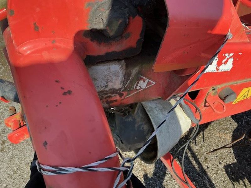 Kreiselheuer of the type Kuhn GF6401MH, Gebrauchtmaschine in les hayons (Picture 6)