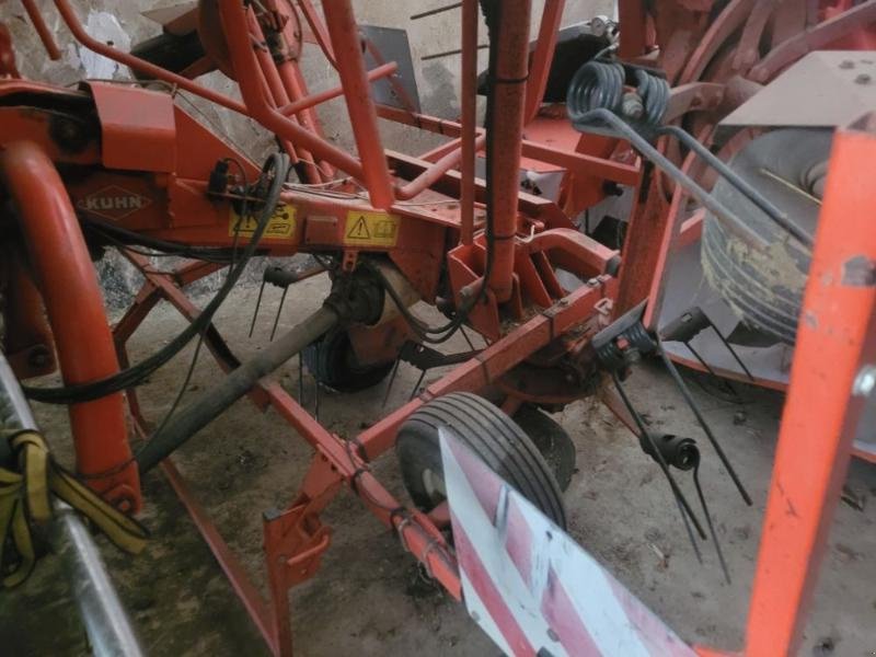 Kreiselheuer типа Kuhn GF7601, Gebrauchtmaschine в BRAY en Val (Фотография 4)