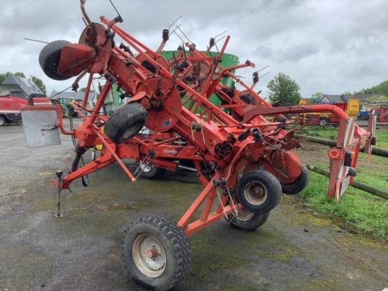 Kreiselheuer типа Kuhn GF7702, Gebrauchtmaschine в les hayons (Фотография 5)