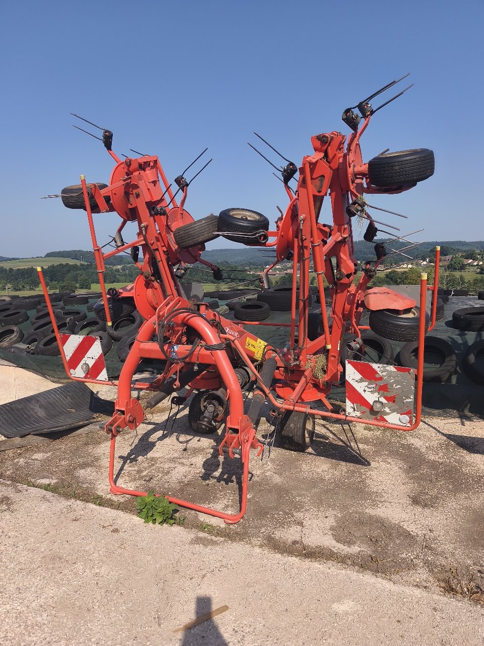 Kreiselheuer Türe ait Kuhn Gf7902, Gebrauchtmaschine içinde Saint-Nabord (resim 2)