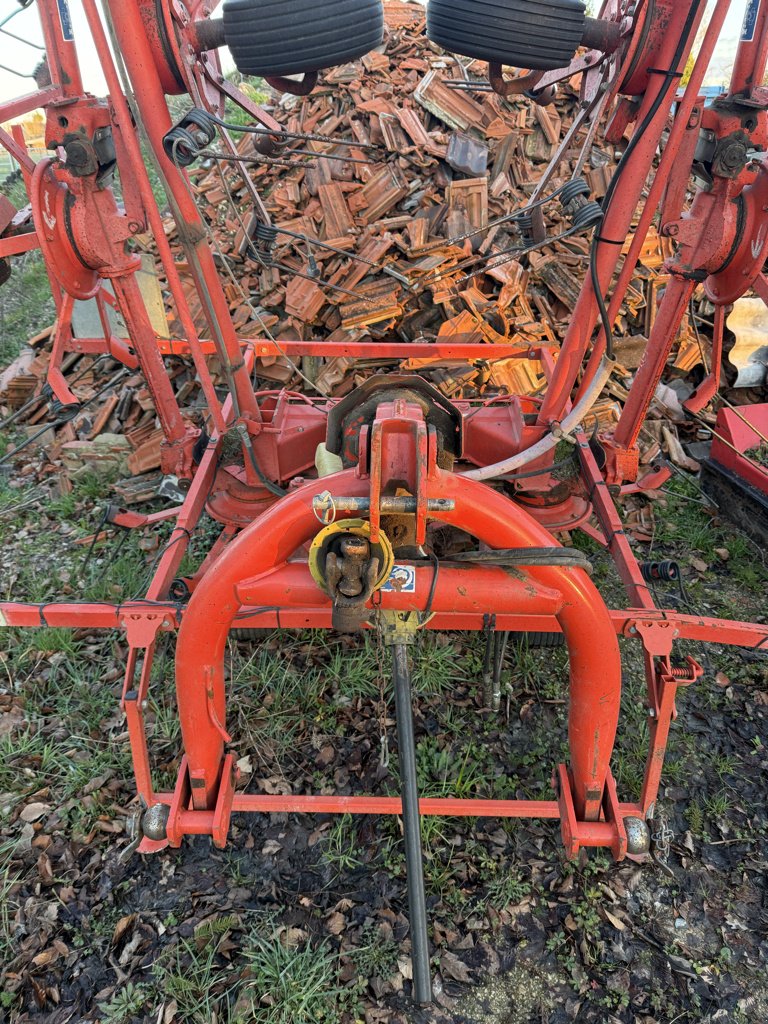 Kreiselheuer za tip Kuhn Gf8501 mh, Gebrauchtmaschine u Brabant-le-Roi (Slika 5)