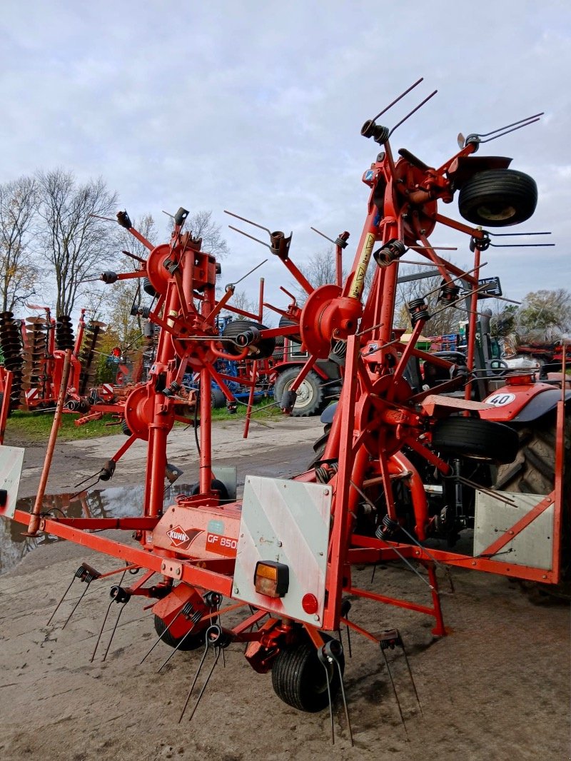 Kreiselheuer Türe ait Kuhn GF8501 MH, Gebrauchtmaschine içinde Liebenwalde (resim 4)