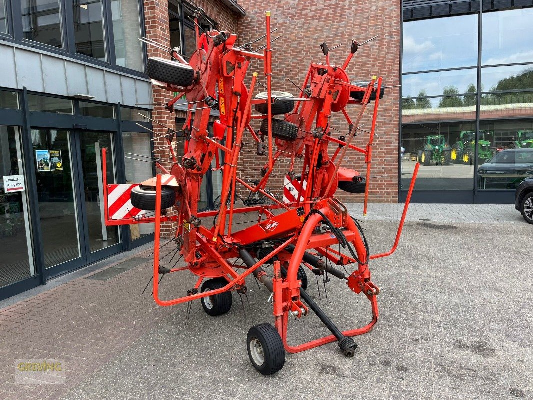 Kreiselheuer des Typs Kuhn GF8702 defekt, Gebrauchtmaschine in Ahaus (Bild 3)