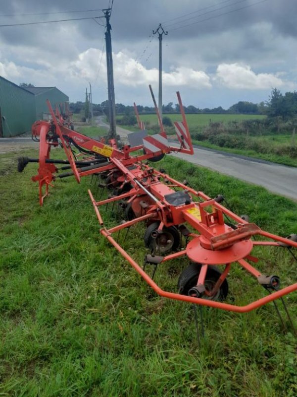 Kreiselheuer Türe ait Kuhn GF8702, Gebrauchtmaschine içinde NUAILLE (resim 6)