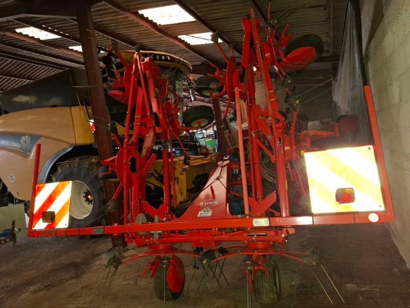 Kreiselheuer van het type Kuhn GF8702, Gebrauchtmaschine in CHAUMONT (Foto 3)