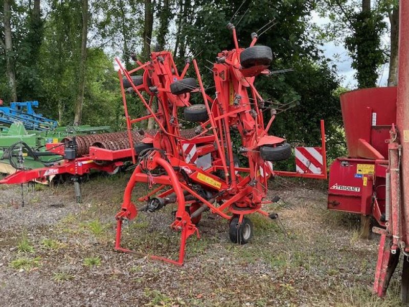 Kreiselheuer typu Kuhn GF8702, Gebrauchtmaschine v les hayons (Obrázek 1)