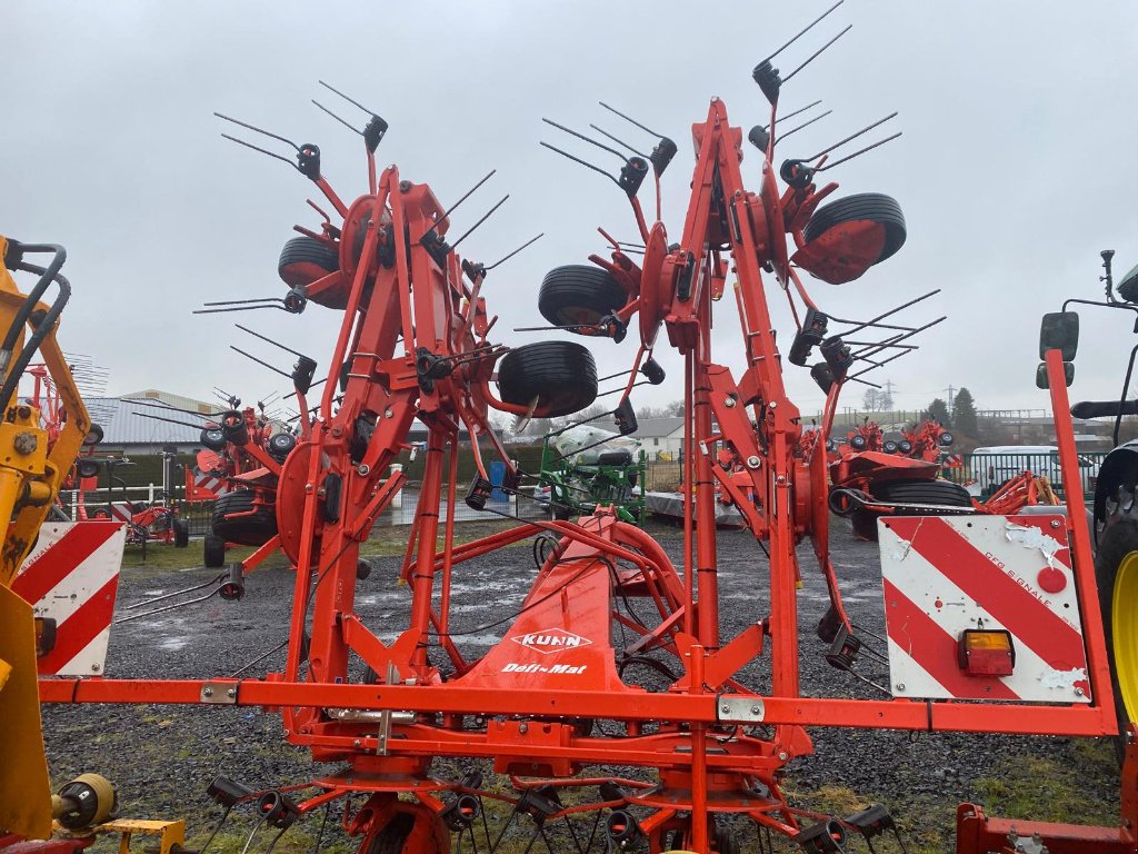 Kreiselheuer Türe ait Kuhn GF8702, Gebrauchtmaschine içinde MAURIAC (resim 3)