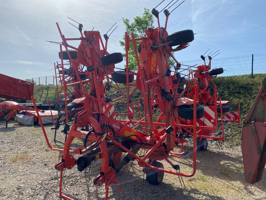 Kreiselheuer of the type Kuhn GF8702, Gebrauchtmaschine in SAINT FLOUR (Picture 2)