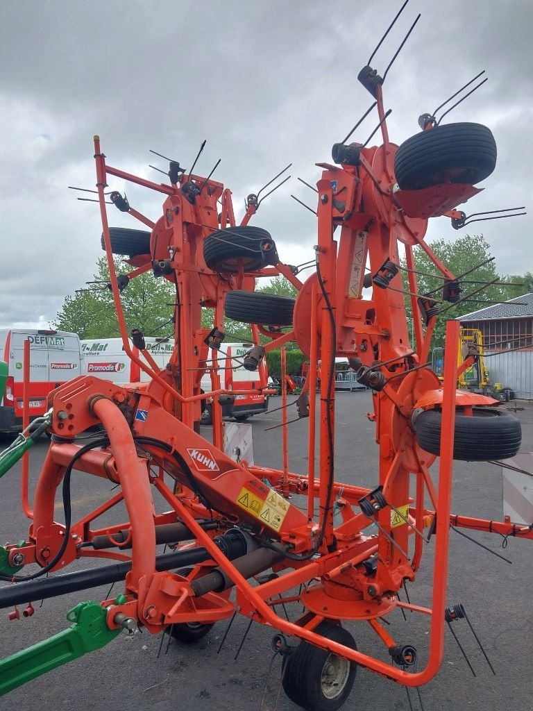 Kreiselheuer Türe ait Kuhn GF8702, Gebrauchtmaschine içinde MAURIAC (resim 1)