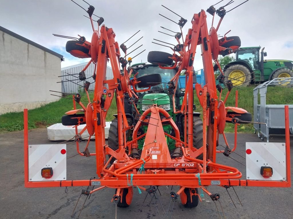 Kreiselheuer Türe ait Kuhn GF8702, Gebrauchtmaschine içinde MAURIAC (resim 4)