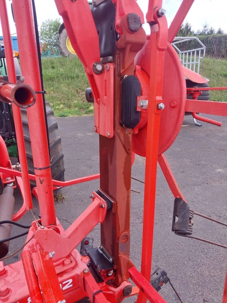 Kreiselheuer Türe ait Kuhn GF8702, Gebrauchtmaschine içinde MAURIAC (resim 7)