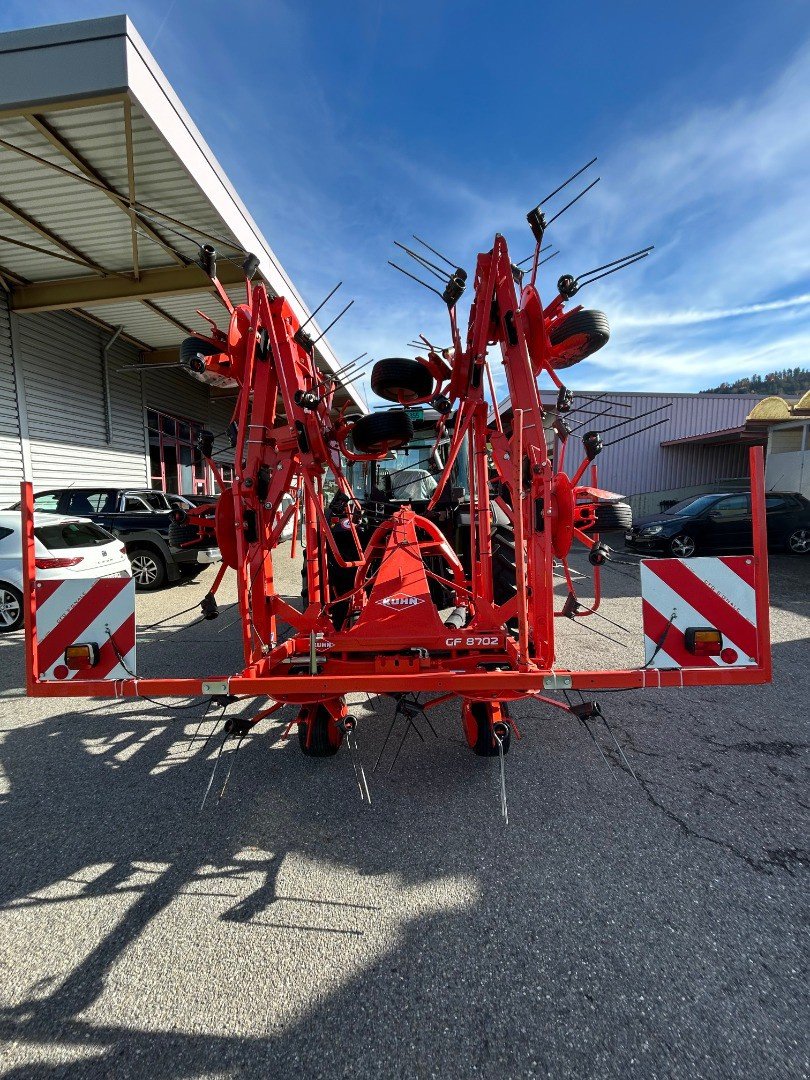 Kreiselheuer Türe ait Kuhn GF8702, Gebrauchtmaschine içinde Domdidier (resim 2)