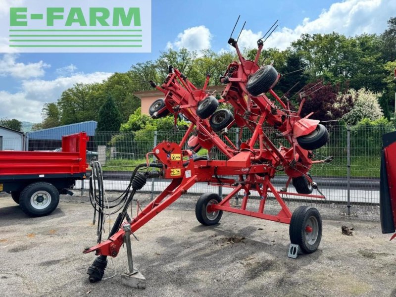 Kuhn gf8702t, Gebrauchtmaschine, Baujahr: 2011 (Bild 1) Kreiselheuer des Typs Kuhn gf8702t, Gebrauchtmaschine in CHAUVONCOURT (Bild 1)